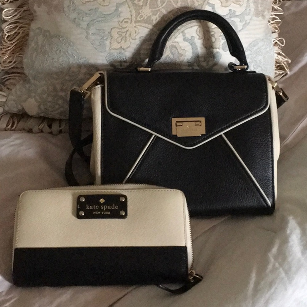 Classic black and white crossbody purse and wallet